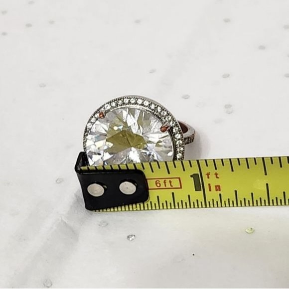 Crystal Ring size 7.5 - Picture 8 of 9